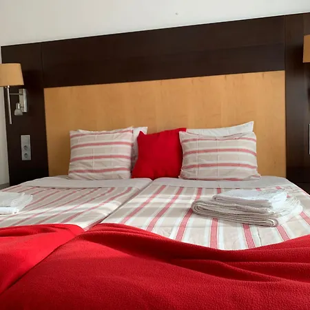 本菲卡探索公寓 招待所