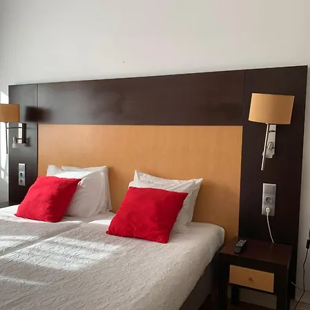 本菲卡探索公寓 3*