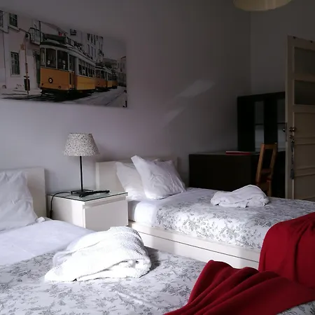 本菲卡探索公寓 3* Lisboa