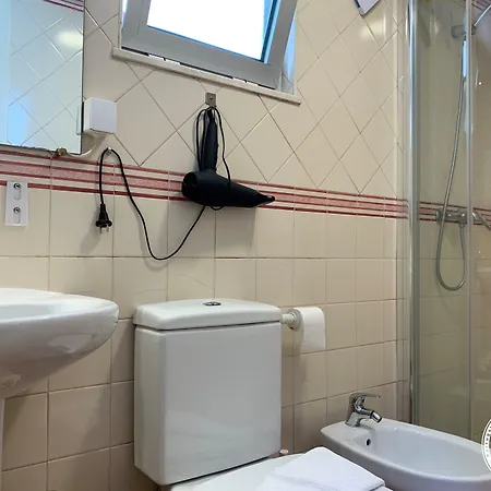 本菲卡探索公寓 3* Lisboa