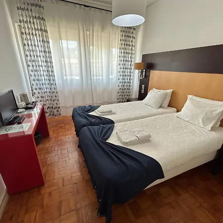 Guest house Discovery Benfica Lisbon