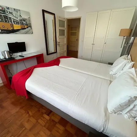 Guest house Discovery Benfica 3*